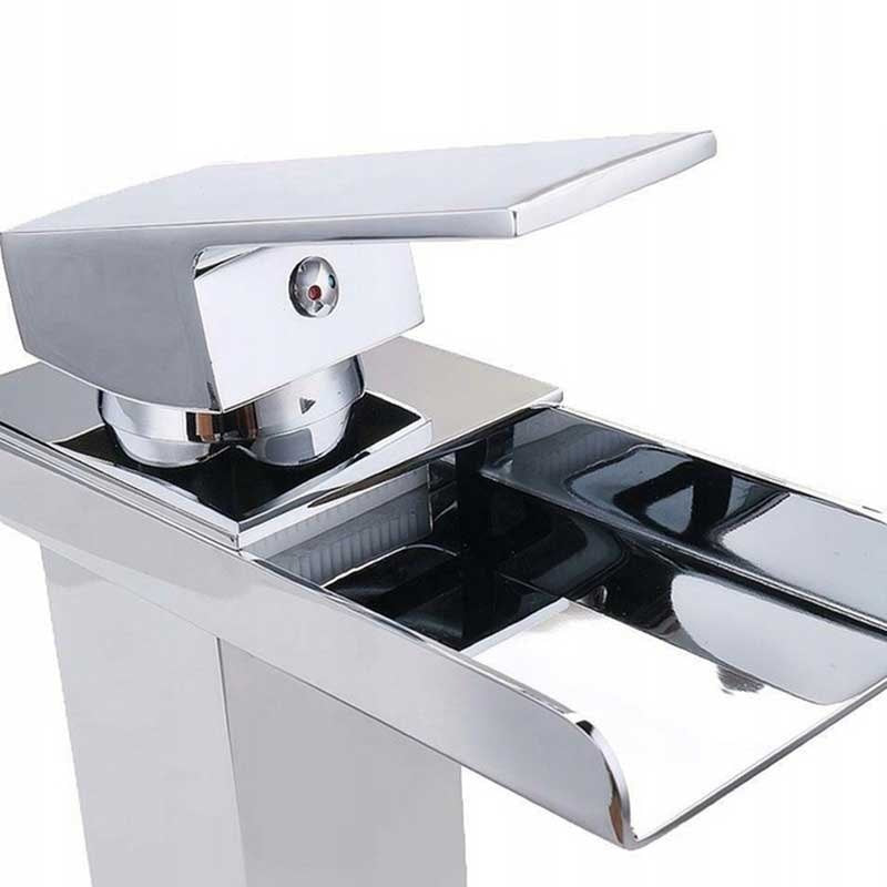 BATERIA UMYWALKOWA ŁAZIENKOWA F012 CHROM F012